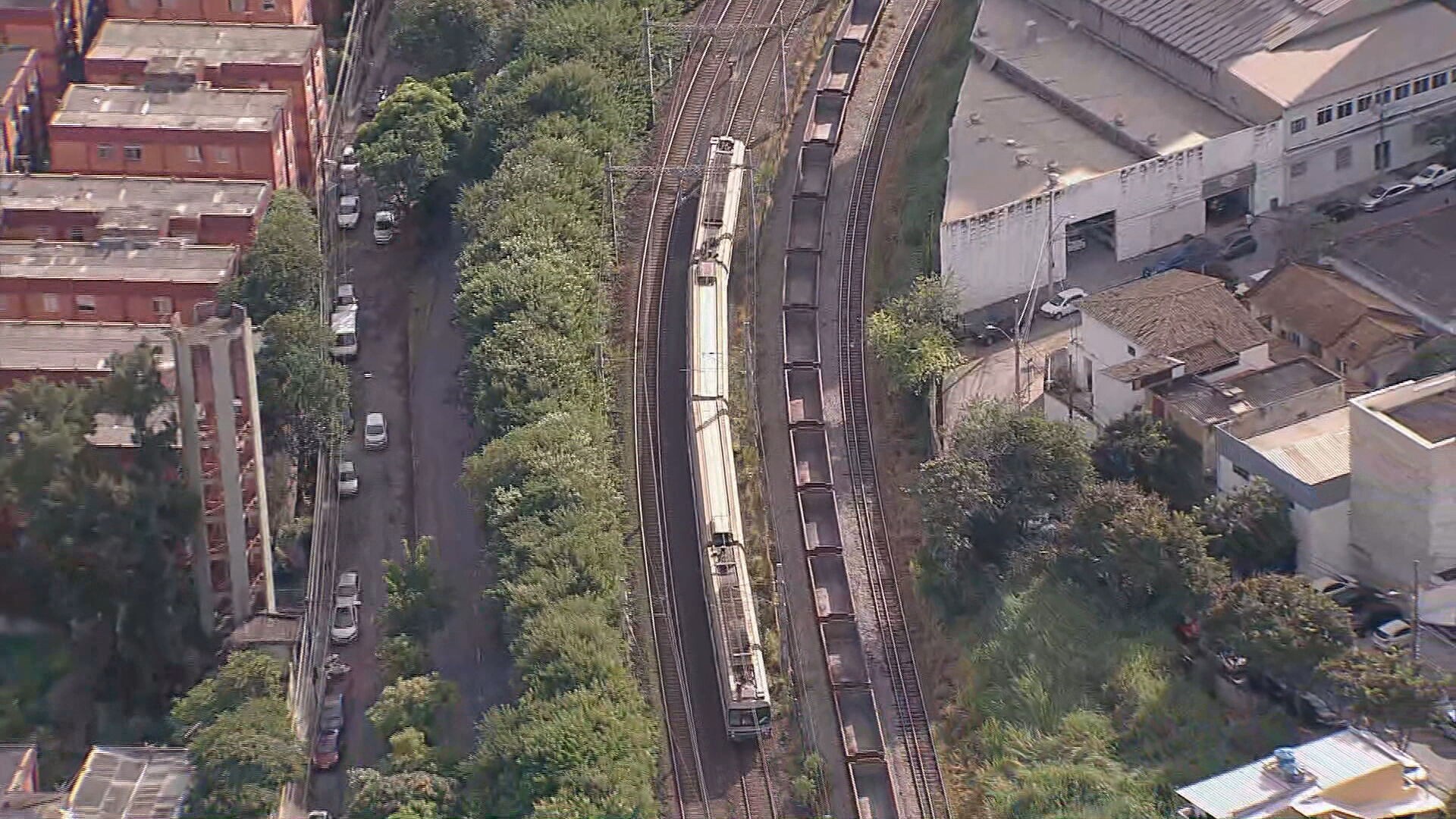 Metrô de Belo Horizonte volta a funcionar nesta segunda, mas com atrasos nas viagens após furto de cabos de cobre