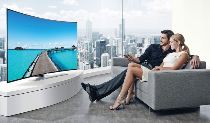 Verifique a configuração da sua Smart TV para resolver atrasos de áudio (Foto: Divulgação/Samsung)