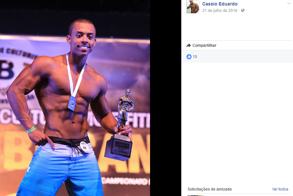 Jovem de 29 anos foi morto com um tiro no pescoço, na noite deste sábado (5), em Petrolina, PE. (Foto: Reprodução / Facebook)