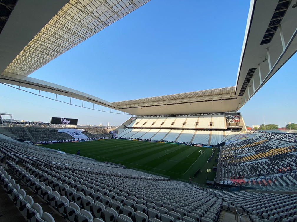 Sylvinho tem pior aproveitamento de técnico do Corinthians na Arena