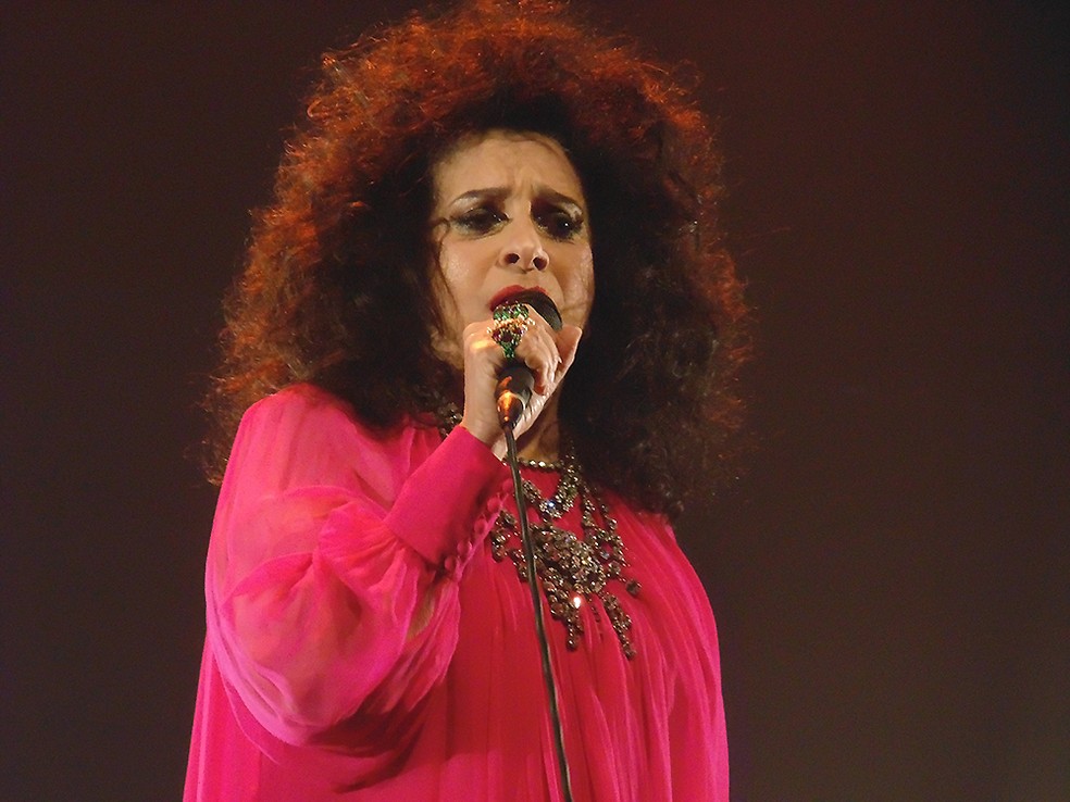 Gal Costa Revitaliza Marcas Do Passado Na Pele Do Futuro Em Show Em Que Afia A Lamina Do Tempo Com A Voz Matricial Blog Do Mauro Ferreira G1 Las traducciones de lagrimas negras. gal costa revitaliza marcas do passado