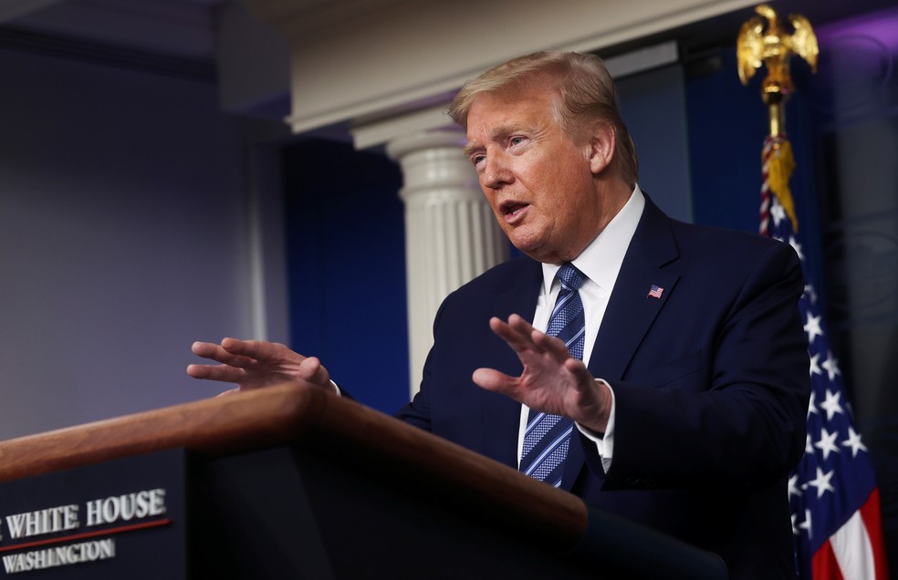 Presidente dos EUA, Donald Trump, durante coletiva diária sobre o novo coronavírus  — Foto: Jonathan Ernst/Reuters
