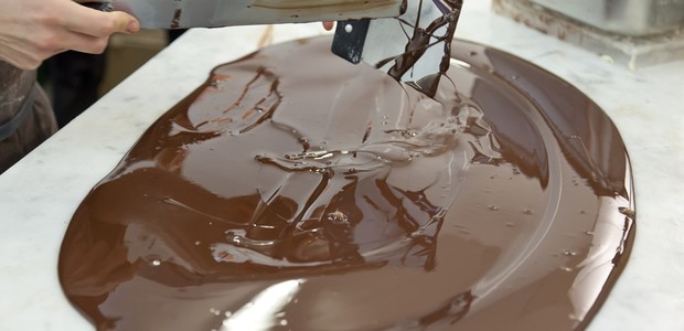 Como temperar chocolate (Foto: Great British Chefs/ Reprodução)