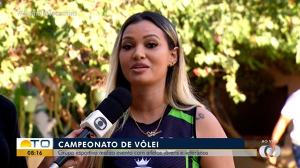 Campeonato de vôlei com atletas de vários idade é realizado
