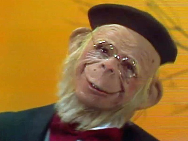 O Macaco Sócrates, um dos primeiros personagens de Orival Pessini, criado na década de 1970 e que integrava o programa &#39;Planeta dos Homens&#39; (Foto: Reprodução/TV Globo)