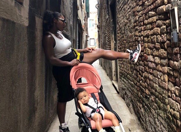 Serena Williams pediu que mães relatassem pequenas humilhações diárias (Foto: Reprodução/Twitter)