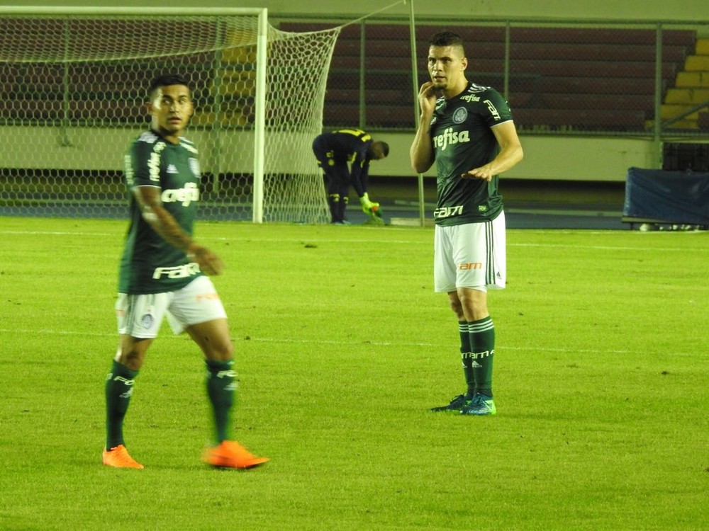 Verdão testa nova ideia no meio para manter força ofensiva