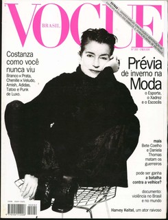 Maio 1994: Costanza Pascolato, fotografada  por Clício 
