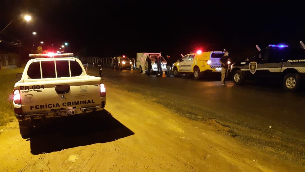 Acidente ocorreu entre Ponta Negra e Cidade Verde &mdash; Foto: S&eacute;rgio Henrique Santos/Inter TV Cabugi