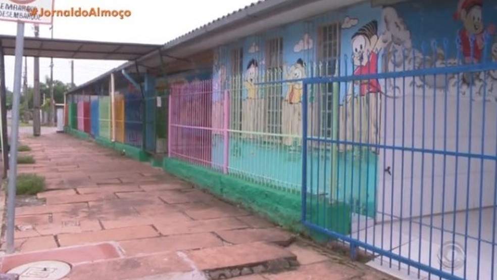 Escola Mônica passará por desinfecção e aulas serão retomadas em data ainda a ser definida, segundo Secretaria de Educação — Foto: Reprodução/RBS TV