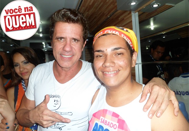 Jackson Araújo e Jammil (Natal – RN): “Essa foto foi tirada no Carnatal. Eu estava na arquibancada do evento e, na última volta do bloco do Jammil, eu desci e não perdi tempo e puxei logo minha câmera para registrar esse momento mais que divertido” (Foto: Reprodução )