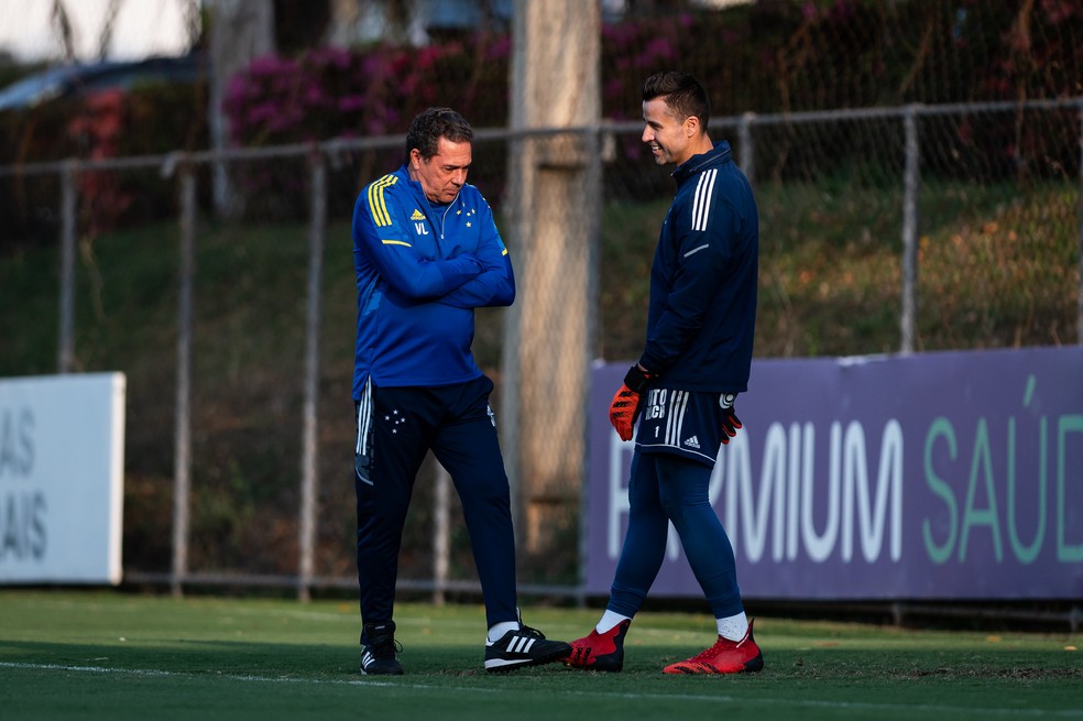 Vanderlei Luxemburgo e Fábio não ficaram no Cruzeiro, após compra da SAF — Foto: Bruno Haddad/Cruzeiro