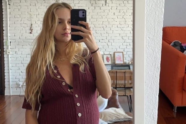 Isabella Scherer faz selfie grávida (Foto: Reprodução/Instagram)