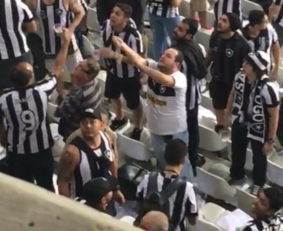 Torcedor preso em flagrante por injúria racial responderá em liberdade (Foto: Reprodução)