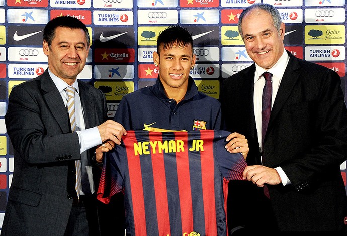 Neymar apresentação Barcelona coletiva (Foto: Getty Images)