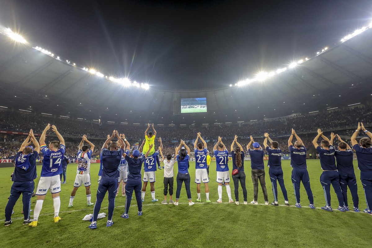 Cruzeiro atingirá 32 jogos na liderança, superando sequências de