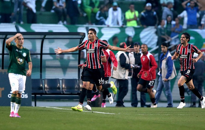 Sequência para embalar: contra Inter e Santos, Tricolor mira retorno ao G-4