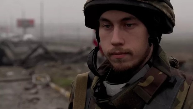 Ivan Kolehin, recruta do exército de defesa territorial, disse que esperava morrer na batalha por Irpin (Foto: BBC)