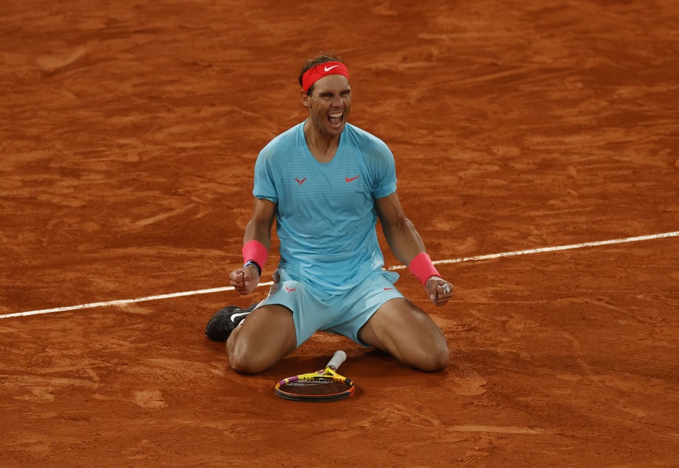 Rafael Nadal em Roland Garros — Foto: REUTERS/Christian Hartmann
