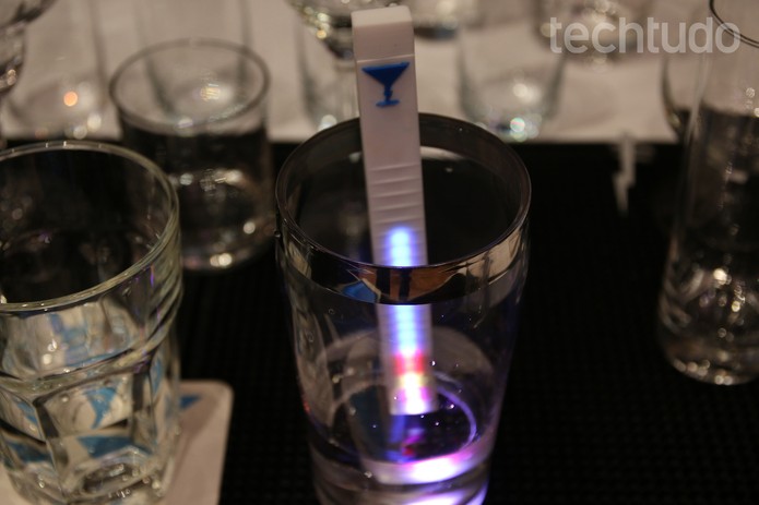 Tecnologia possibilita fazer drinques perfeitos (Foto: Laura Martins/TechTudo)