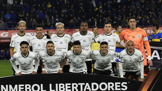 Time do Corinthians para enfrentar o Boca Juniors na Bombonera, nas oitavas da Libertadores