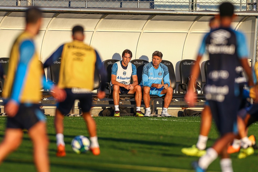 Geromel e defesa do Grêmio dão sustentação em primeiro passo sem Arthur (Foto: Lucas Uebel/Divulgação Grêmio)