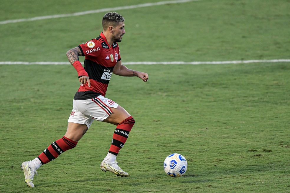 Arrascaeta foi o melhor em campo em Flamengo x Sport — Foto: Thiago Ribeiro/AGIF