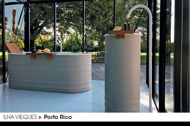 Além do Vale - a designer espanhola Patricia Urquiola criou pias e banheiras de luxo em ambientes abertos para o resort caribenho W Retreat & Spa, na ilha caribenha de Vieques (Foto: Divulgação)
