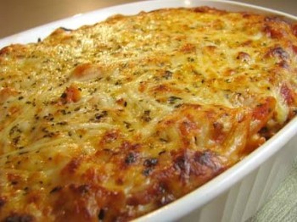 Penne Com Frango Defumado Aos Queijos