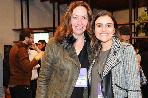 Ana Meneguini, diretora de marketing da Omie, e Marilia Blotta, gerente do programa de pequenas e médias empresas da Microsoft