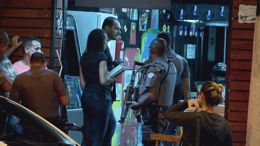 PM e Polícia Civil investigam tentativa de homicídio a policial militar em Santos — Foto: Reprodução/TV Tribuna