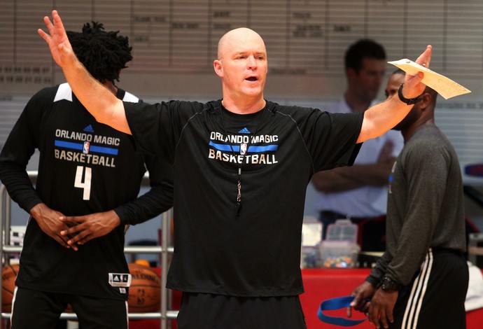 Técnico do Magic torce para ter marca superada: Não terei mais que falar