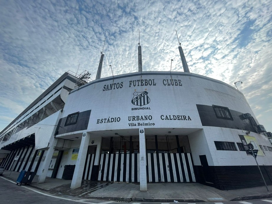 Estádio Urbano Caldeira, a Vila Belmiro