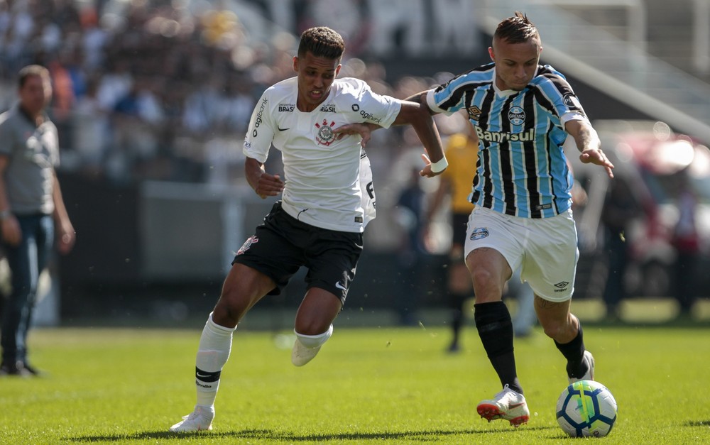 [COMENTE E DÊ SUA NOTA] Atuações do Corinthians: titulares vão mal, mas reservas viram sobre o Grêmio
