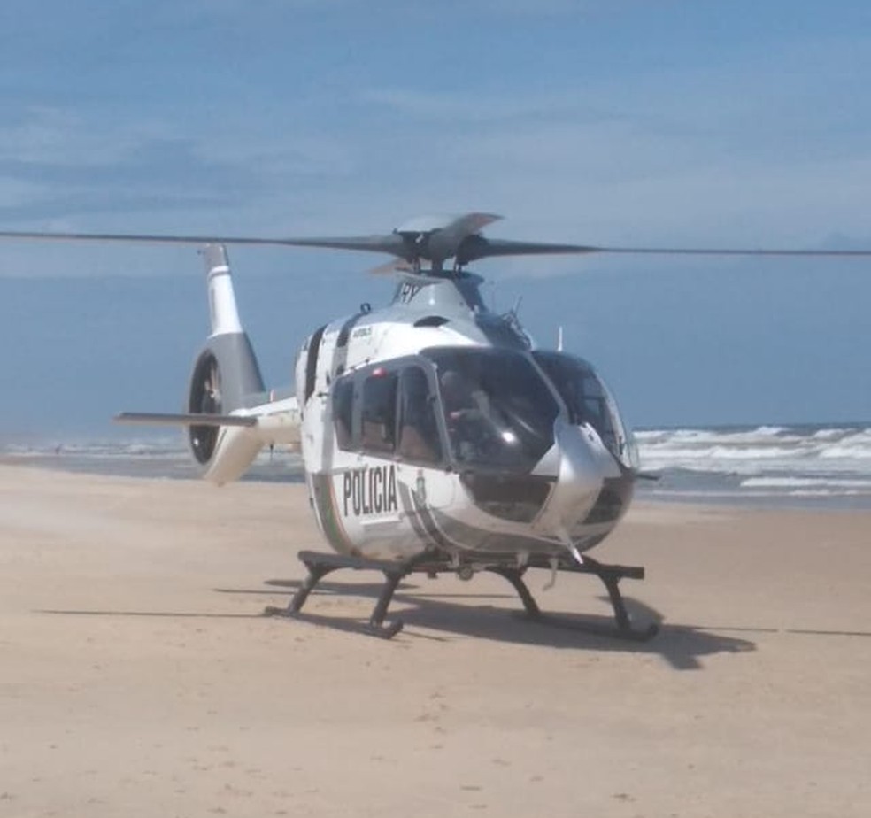 Corpo de crianÃ§a afogada em Fortaleza foi resgatado com a ajuda de helicÃ³ptero da Ciopaer.  â€” Foto: Arquivo pessoal
