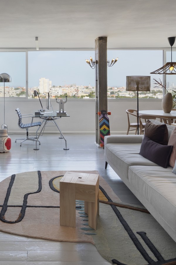 Em Tel Aviv, apartamento de 100 m² exibe de quarto de criança em formato de casinha  (Foto: Assaf Pinchuk e Roni Cnaani)