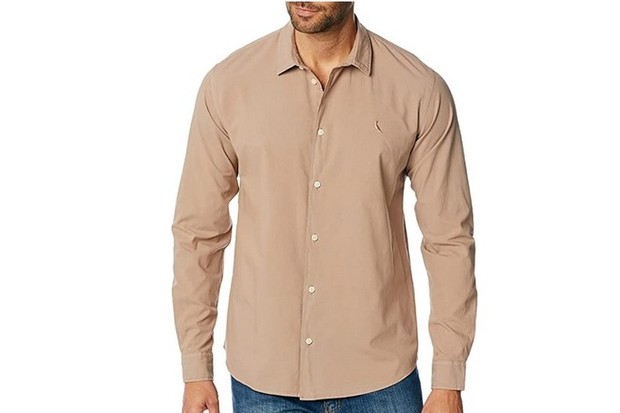 A camisa Paraty, da Reserva, é mais uma opção que visa oferecer conforto (Foto: Reprodução/Amazon)