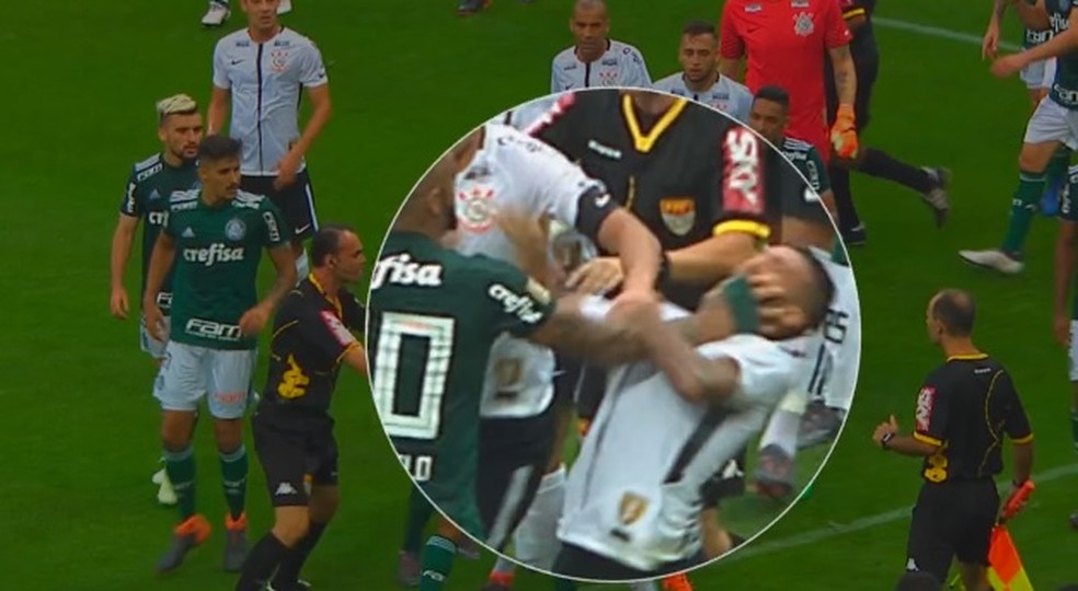 ConfusÃ£o entre Felipe Melo e Clayson (Foto: ReproduÃ§Ã£o)