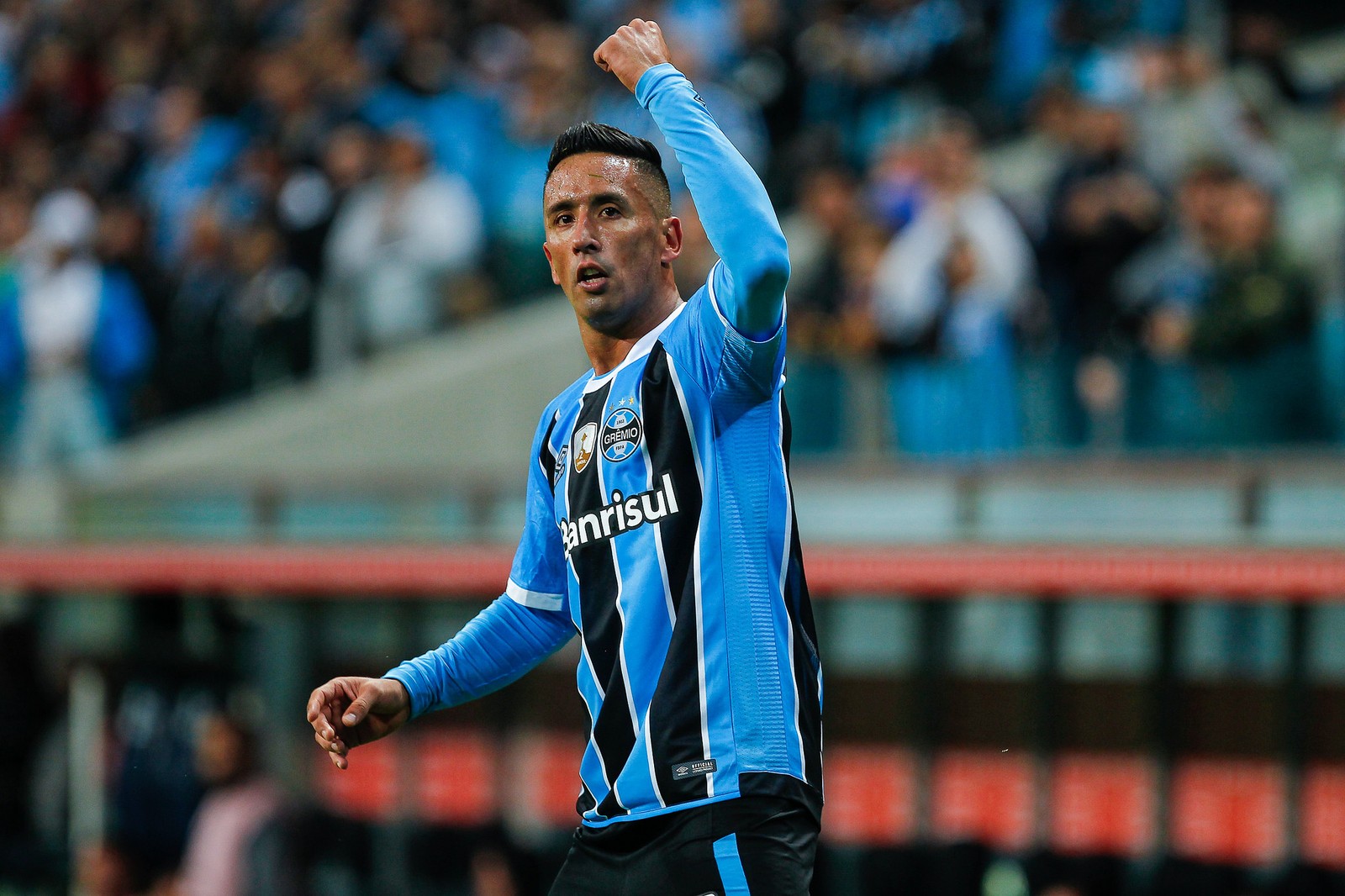 Atuações: Barrios faz hat-trick e comanda vitória do Grêmio na Libertadores