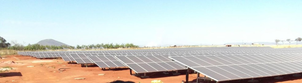 Sistema capta luz solar e transforma em energia elÃ©trica â Foto: Walace Almeida/ arquivo pessoal