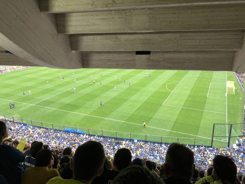 Visão encoberta na Bombonera para Boca Juniors x River Plate — Foto: Victor Canedo