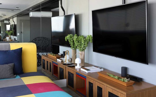 Descubra a distância ideal do sofá para cada tamanho de tela da TV ...