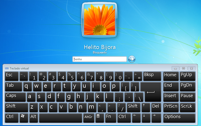 Digite a sua senha usando o teclado virtual (Foto: Reprodução/Helito Bijora) 