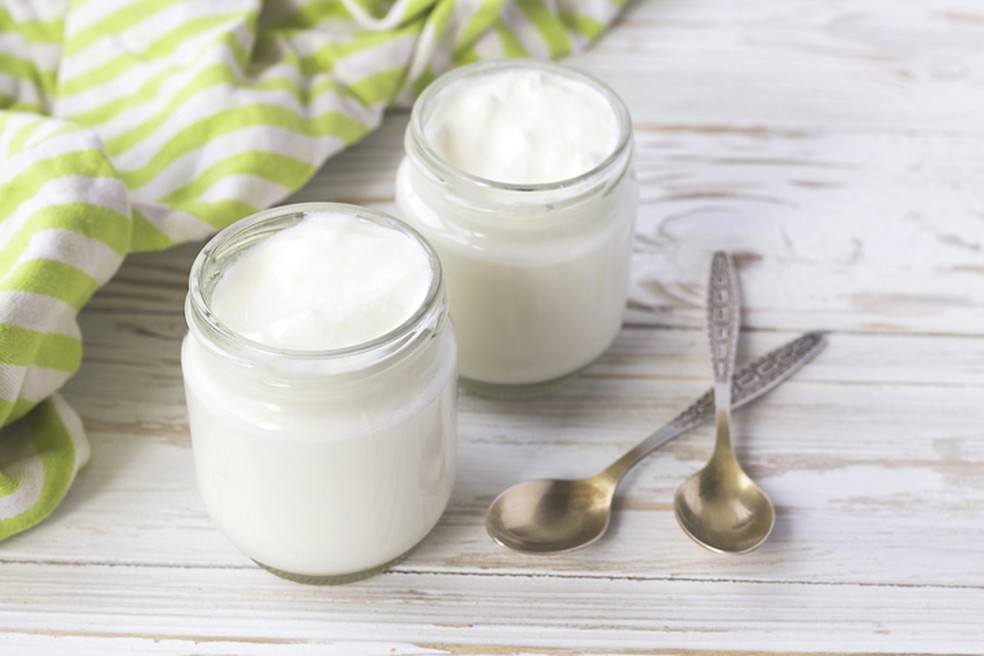 Cardápio de dieta low carb: iogurte natural — Foto: iStock Getty Images
