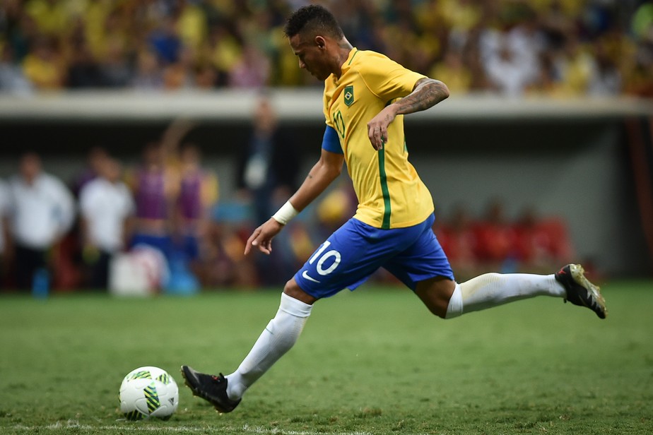 Especialista o que é a entorse sofrida por Neymar após primeiro jogo da Copa do Mundo no Catar