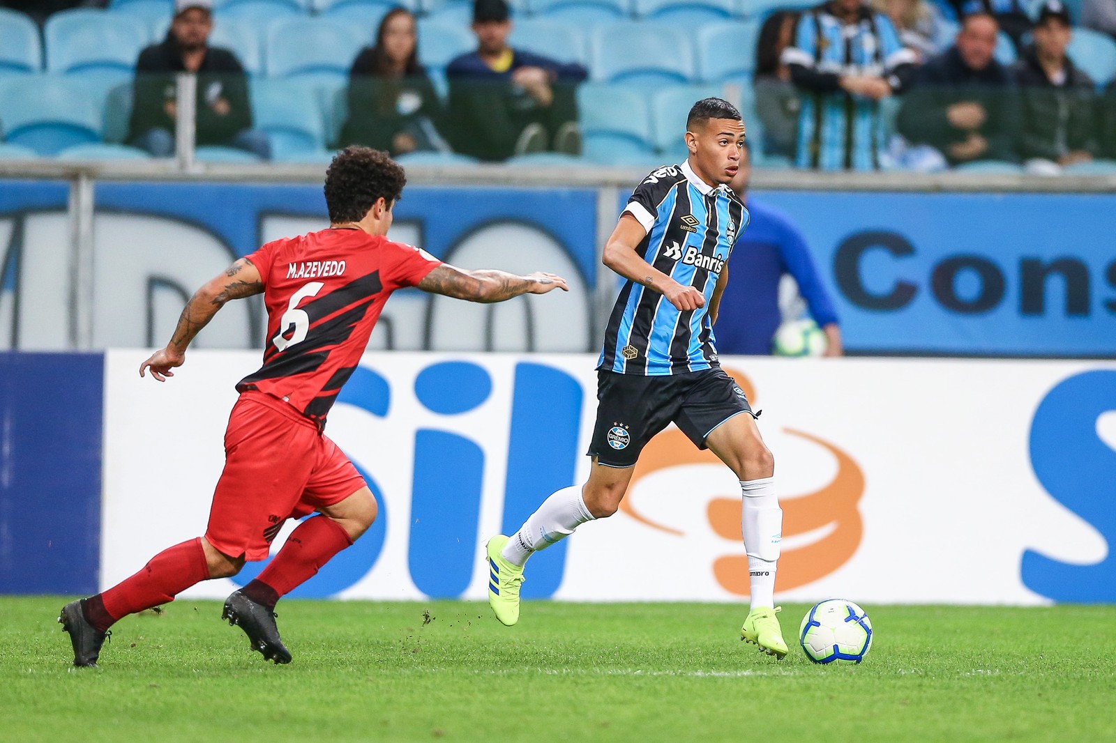 Patrick aproveita chances, revela inspiração em Luan e cresce com lições de Renato: "Lapidando"