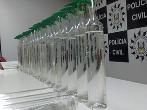 Presos, flagrante, lança-perfume, show, Nova Santa Rita (Foto: Divulgação/Polícia Civil)