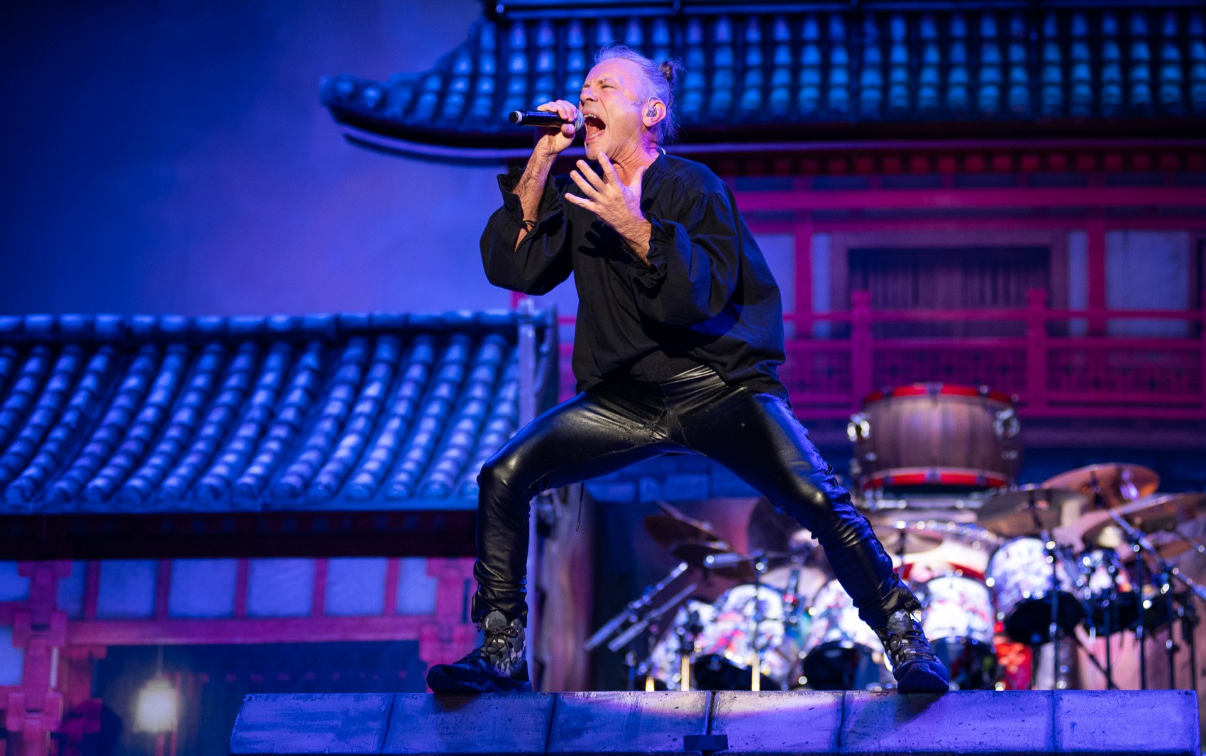 Camarim do Iron Maiden tem duas salas para massagens