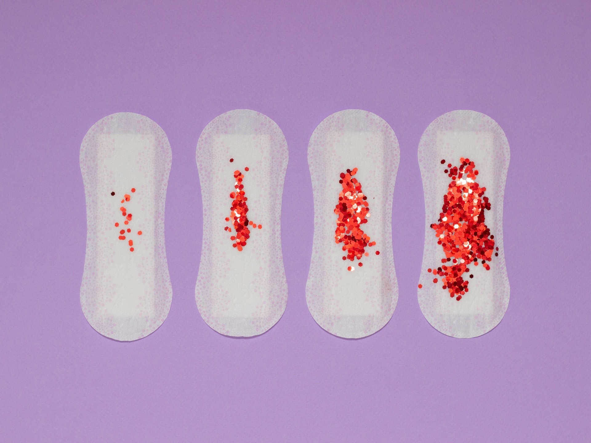 Cor e fluxo diferentes na menstruação podem indicar doenças? - 07/08/2021 -  UOL VivaBem