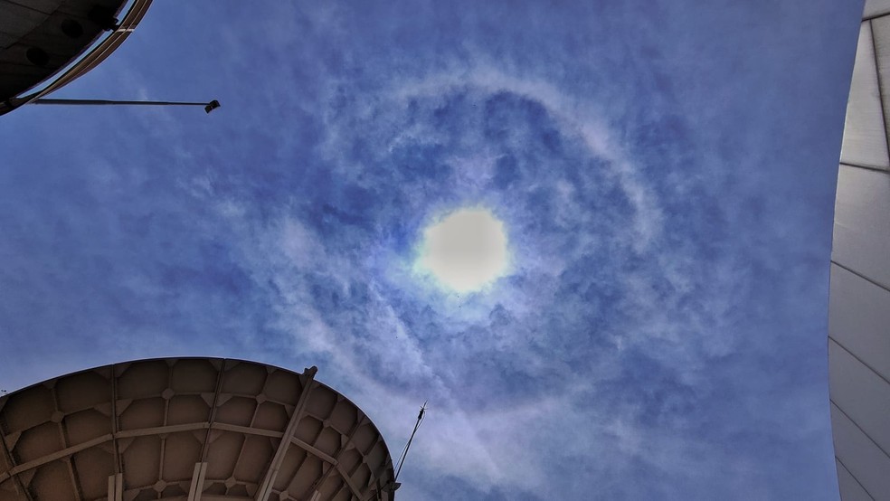 Halo solar registrado em Sorocaba, interior de SP, na manhã de 6 de outubro de 2022 — Foto: Eduardo Ribeiro Jr./Arquivo Pessoal